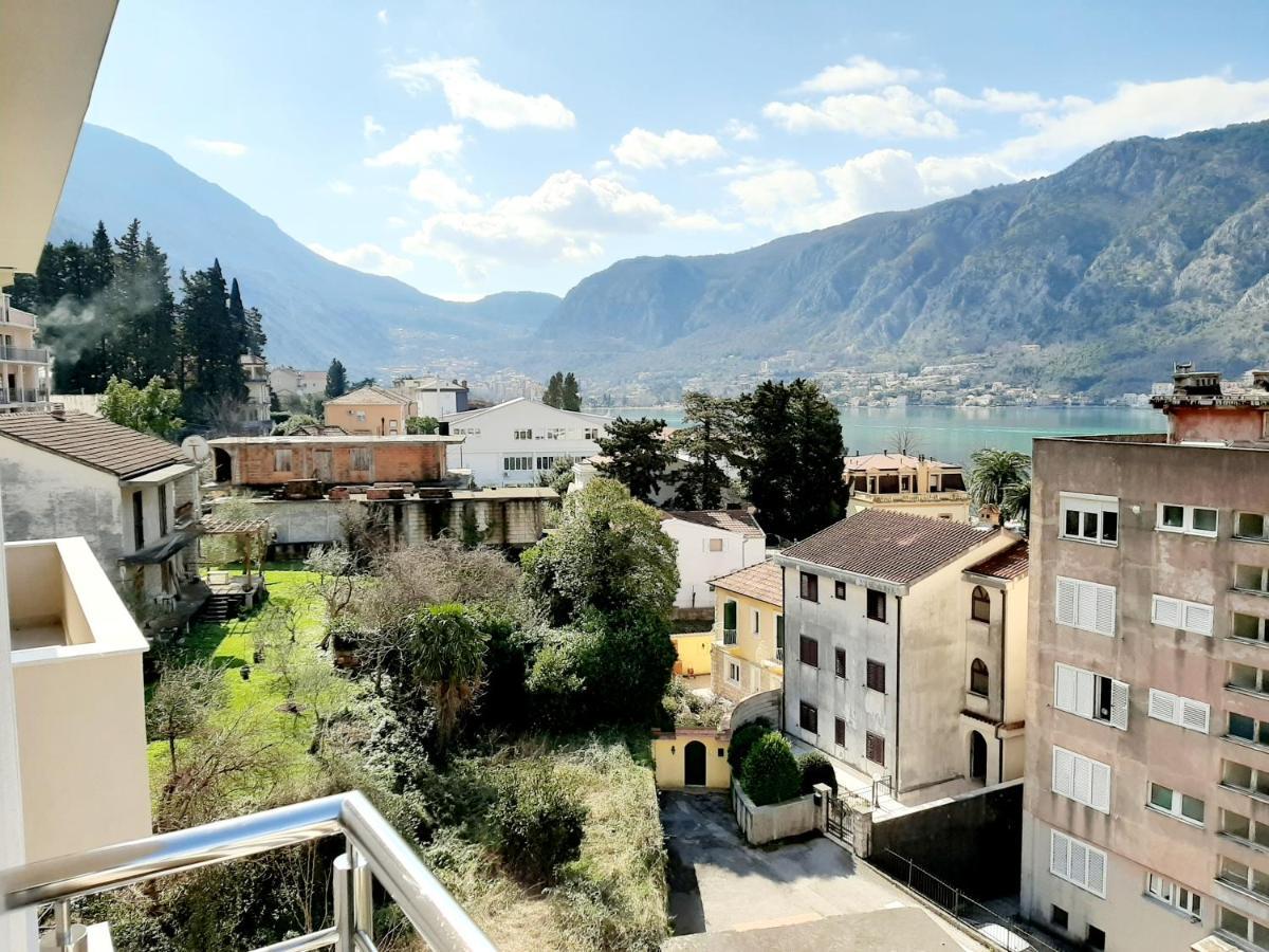 Maritimo Di Cattaro****Lux Apartment With Garage Экстерьер фото